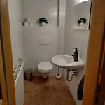 Einkehr Zur Rennstrecke