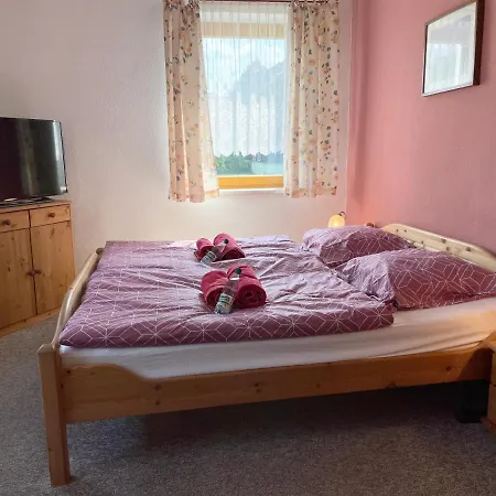 Einkehr Zur Rennstrecke Hohnstein