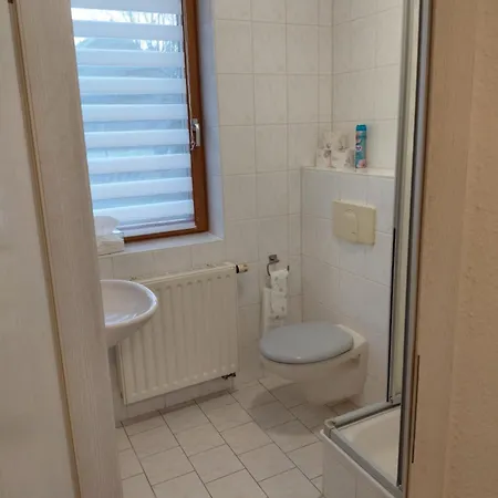 Einkehr Zur Rennstrecke * Hohnstein