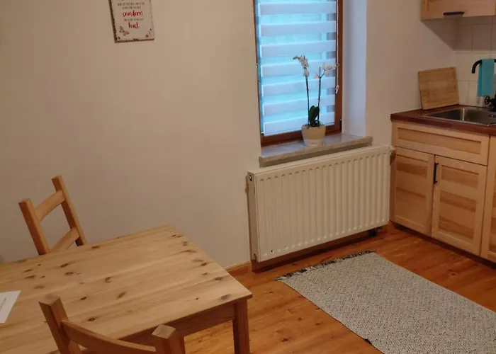 Einkehr Zur Rennstrecke *