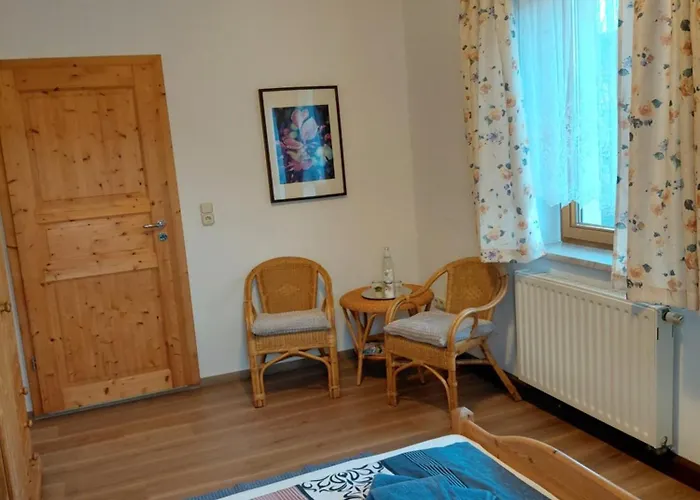 Einkehr Zur Rennstrecke *